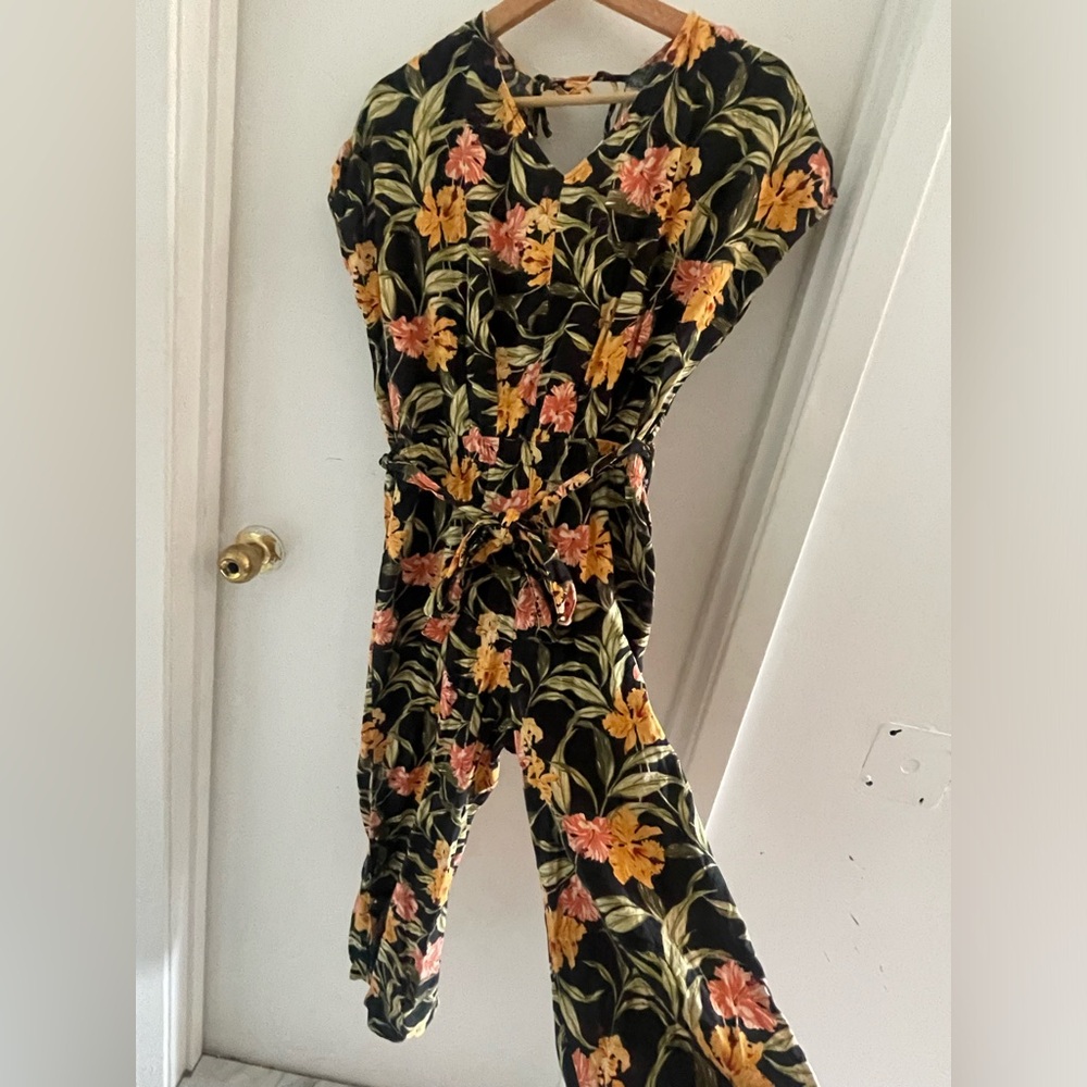 Kensie 100% cotton Floral Black Jumpsuit